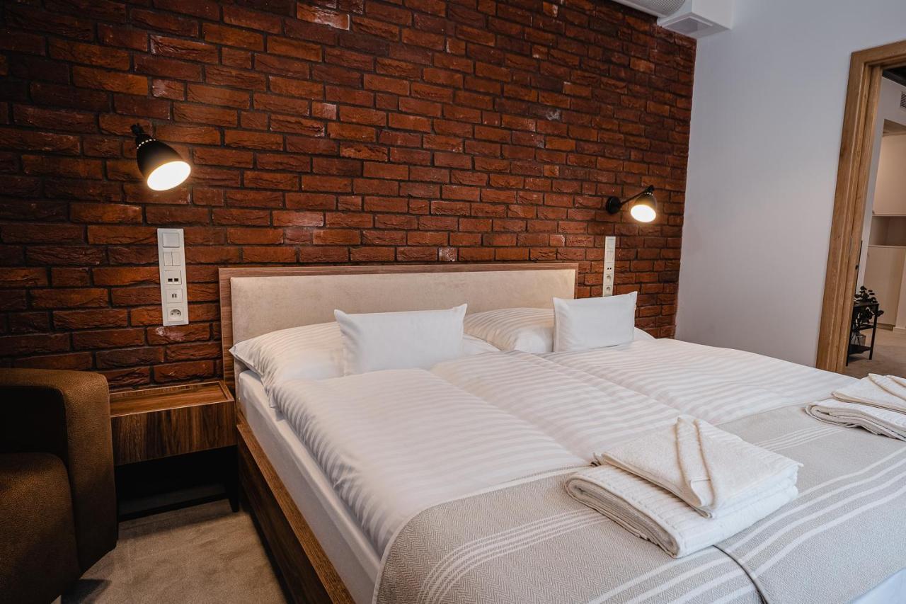 Garni Hotel Dock Bratislava Ngoại thất bức ảnh