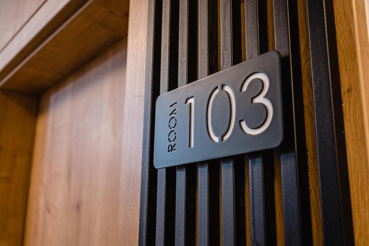 Garni Hotel Dock Bratislava Ngoại thất bức ảnh
