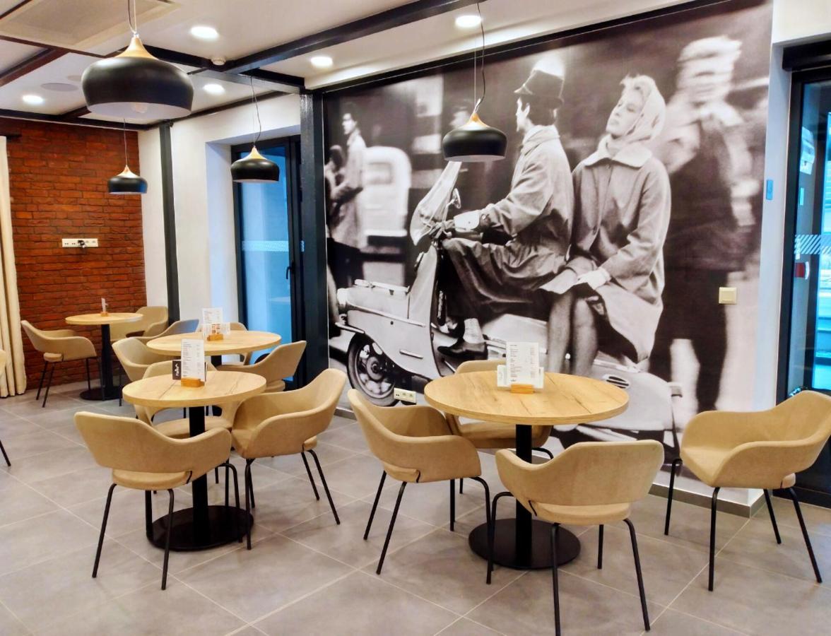 Garni Hotel Dock Bratislava Ngoại thất bức ảnh
